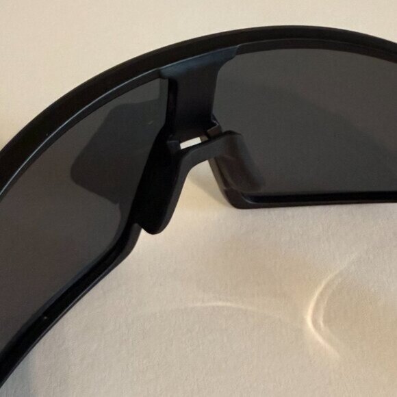 OO9406 Oakley SUTRO Matte Black Frame Silver Icons - Picture 8 of 10
